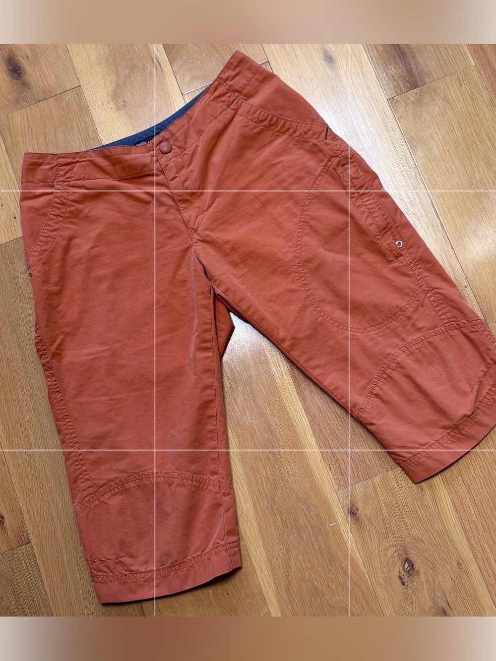 Vintage REI Women’s Hiking Bermuda Shorts - Size 2 - Burnt Orange
